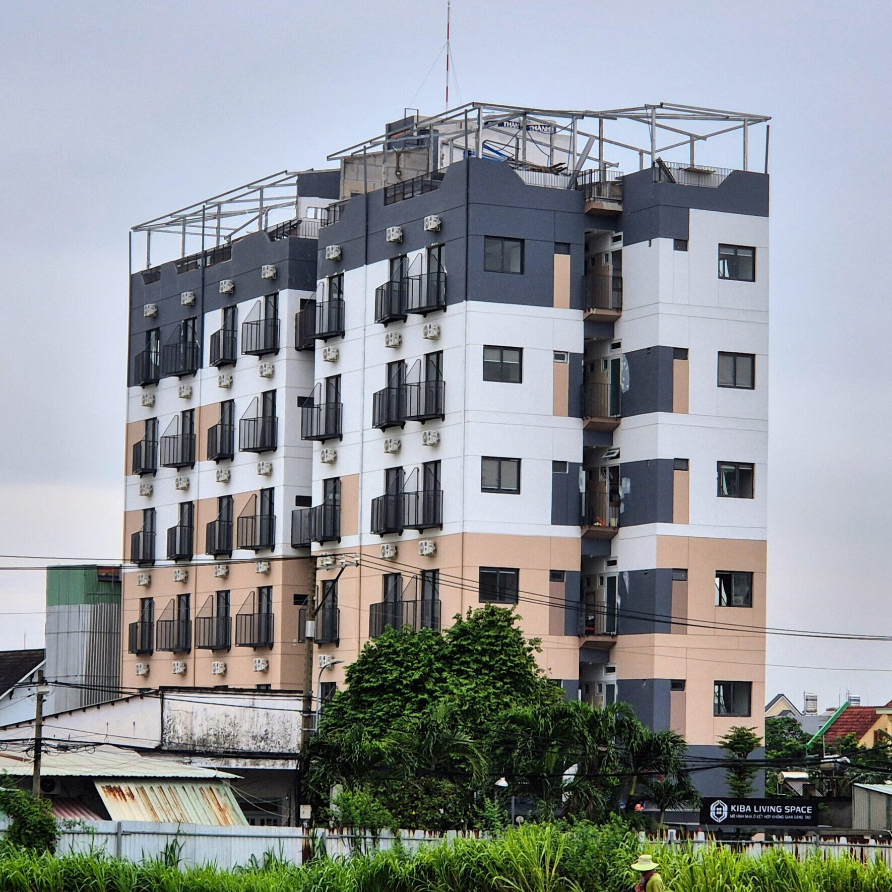 Xây dựng tòa nhà căn hộ dịch vụ 6 tầng Thủ Đức