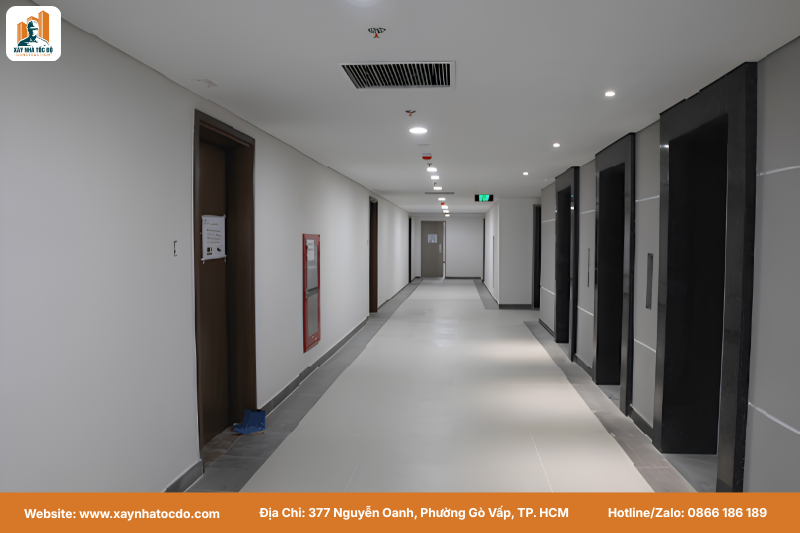 Hệ thống quạt hút khói hành lang tuân thủ tiêu chuẩn đường ống chữa cháy và PCCC.